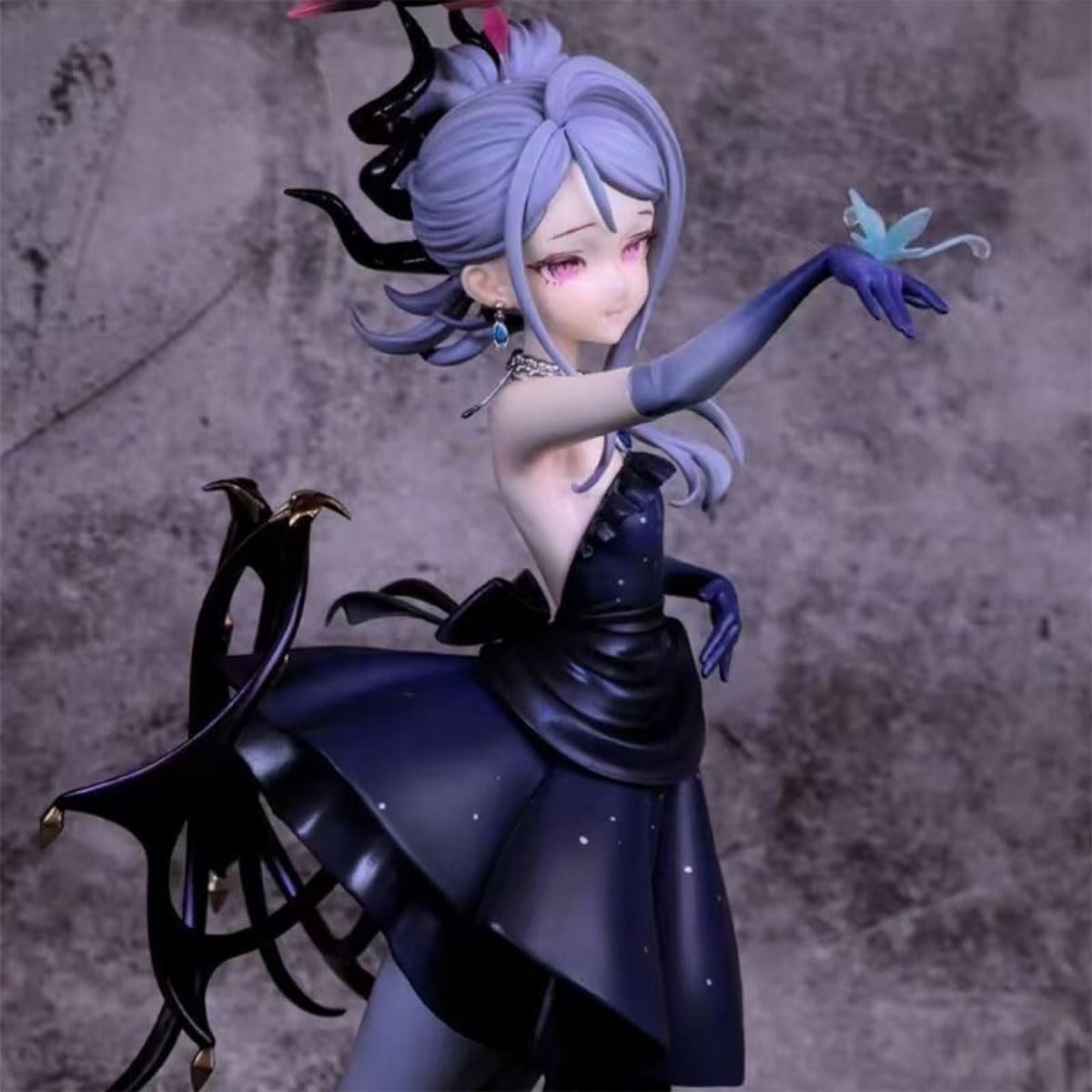 空崎ヒナ フィギュア Amazon.co.jp: ブルーアーカイブ「空崎ヒナ」【再販】 1/7